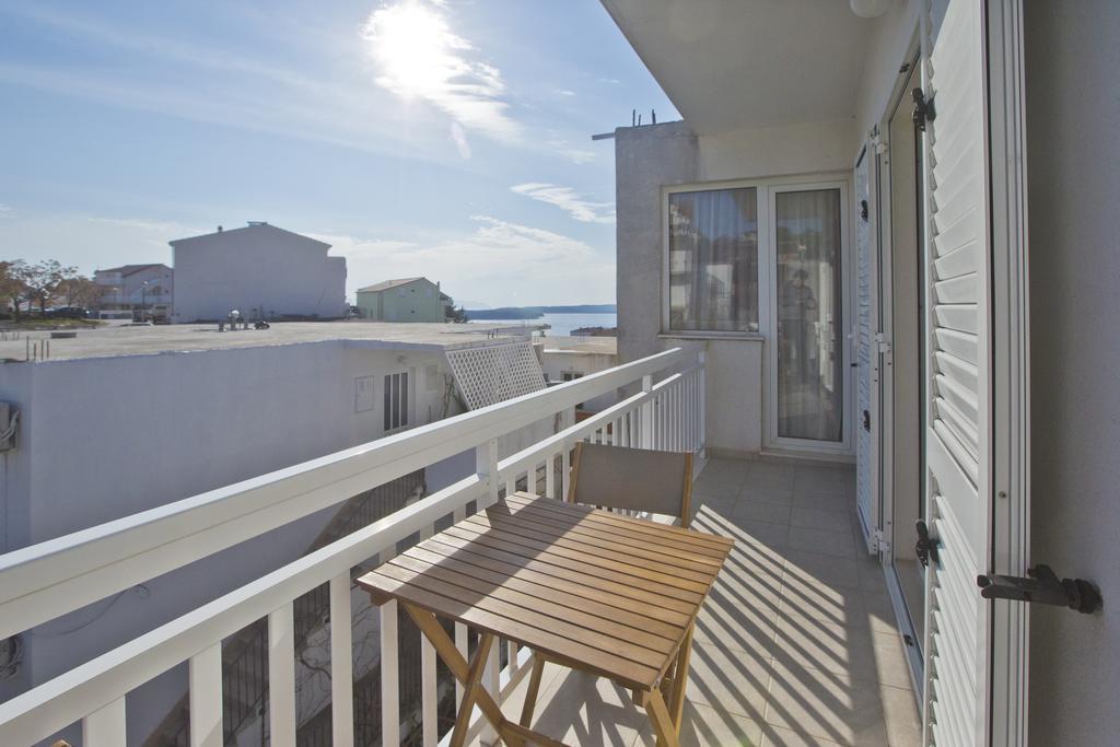 Apartment Zdravka ฮวาร์ ภายนอก รูปภาพ