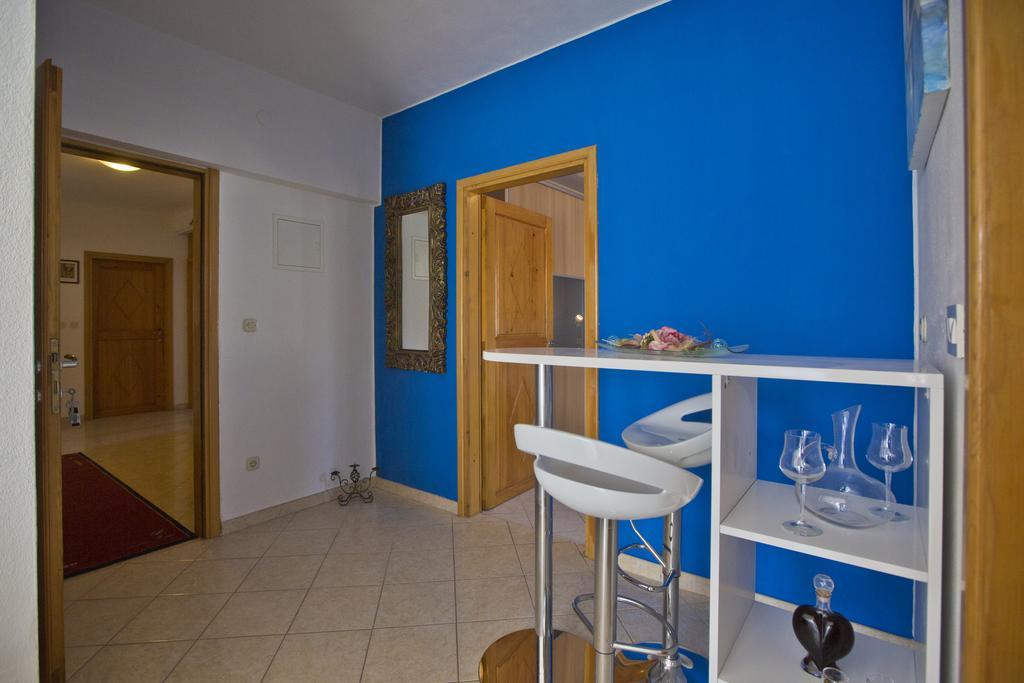 Apartment Zdravka ฮวาร์ ภายนอก รูปภาพ